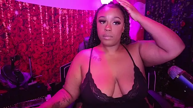 Snapshot of cheriserozequeen chatting on May 15, 2026, 11:23 pm cheriserozequeen online show from May 15, 2026, 11:23 pm