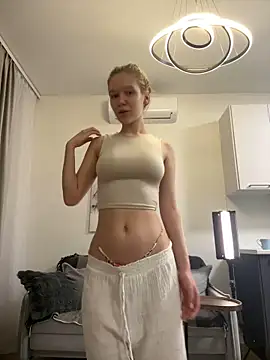 Snapshot of Ketitull chatting on January 24, 2025, 10:30 pm Ketitull online show from January 24, 2025, 10:30 pm