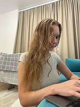 Ketitull online show from April 5, 2026, 2:25 pm