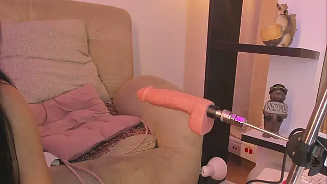 Chanttall  online show from February 24, 2025, 8:17 am