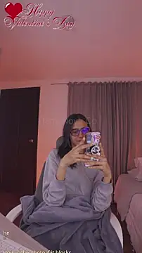 DanyNova Co online show from February 13, 2025, 10:11 pm