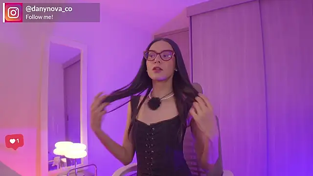 Snapshot of DanyNova_Co chatting on February 6, 2026, 9:07 pm DanyNova Co online show from February 6, 2026, 9:07 pm