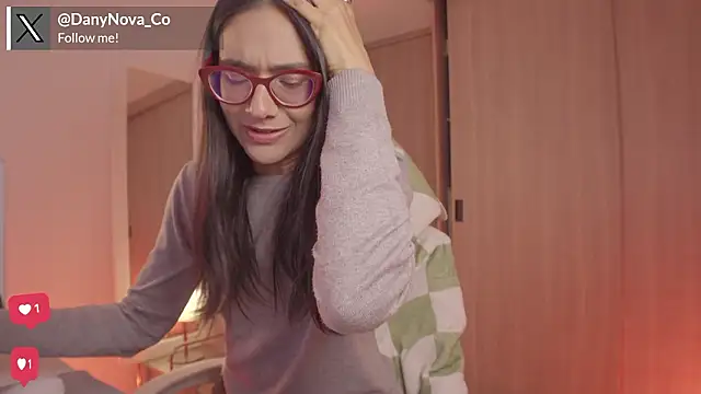 Snapshot of DanyNova_Co chatting on February 13, 2026, 9:11 pm DanyNova Co online show from February 13, 2026, 9:11 pm