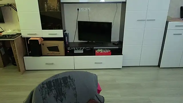 angryzan online show from March 13, 2026, 6:09 am