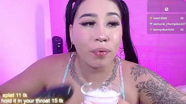 Snapshot of _hooly chatting on March 7, 2025, 6:43 pm hooly online show from March 7, 2025, 6:43 pm