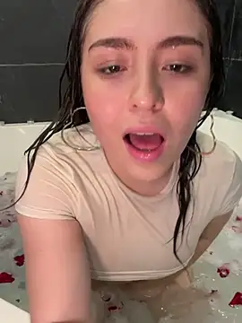 SofiMeza online show from February 14, 2025, 4:52 pm