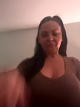 Snapshot of IvyWylde chatting on December 1, 2024, 6:30 pm IvyWylde online show from December 1, 2024, 6:30 pm