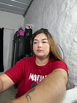Snapshot of Sofia_Queen17 chatting on April 22, 2026, 10:50 am Sofia Queen17 online show from April 22, 2026, 10:50 am