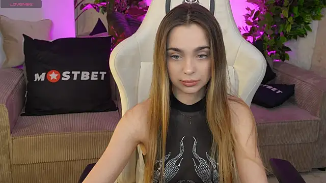 Lana Pulse online show from December 22, 2024, 7:42 pm