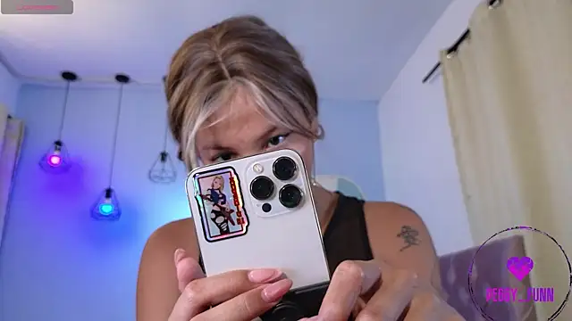 Peggy Funn online show from January 19, 2025, 1:10 am