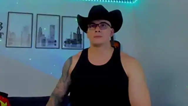 seancarreraa online show from February 9, 2026, 8:24 pm