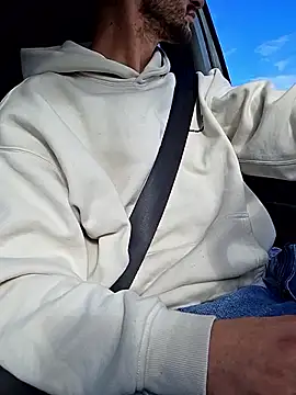 Zeefy online show from October 26, 2025, 9:48 am