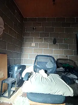 Snapshot of Pitudo20cmm chatting on November 2, 2025, 10:06 am Pitudo20cmm online show from November 2, 2025, 10:06 am