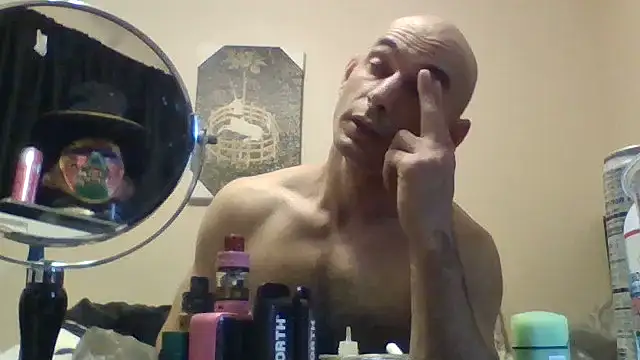 hailzeffn online show from April 14, 2026, 6:36 pm