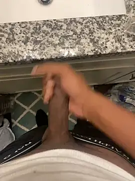 titibread23 online show from February 4, 2025, 7:00 pm