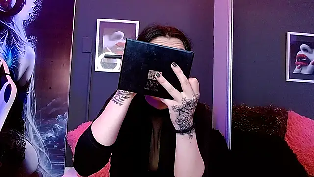 sophy rock online show from March 14, 2025, 1:46 pm