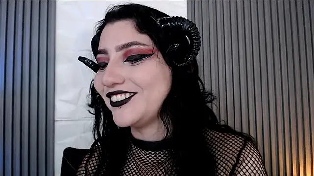 sophy rock online show from October 10, 2025, 4:28 pm