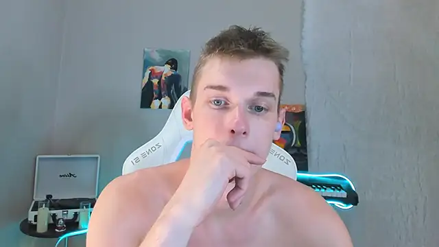 Snapshot of 4ever_dude chatting on February 3, 2025, 1:08 pm 4ever dude online show from February 3, 2025, 1:08 pm