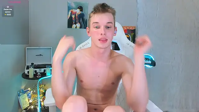 Snapshot of 4ever_dude chatting on February 8, 2025, 2:49 pm 4ever dude online show from February 8, 2025, 2:49 pm