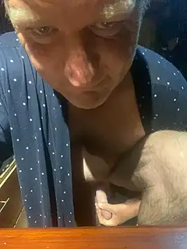 sexycouple109 online show from December 10, 2024, 2:38 am