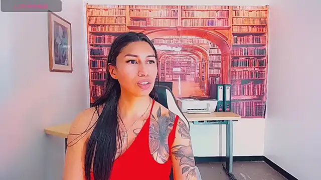 khiara moretti online show from February 12, 2025, 7:35 pm