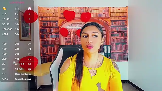 khiara moretti online show from February 13, 2025, 7:42 pm