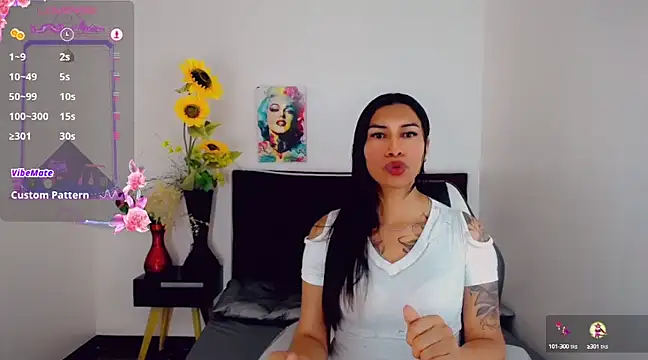 khiara moretti online show from March 18, 2025, 11:30 am