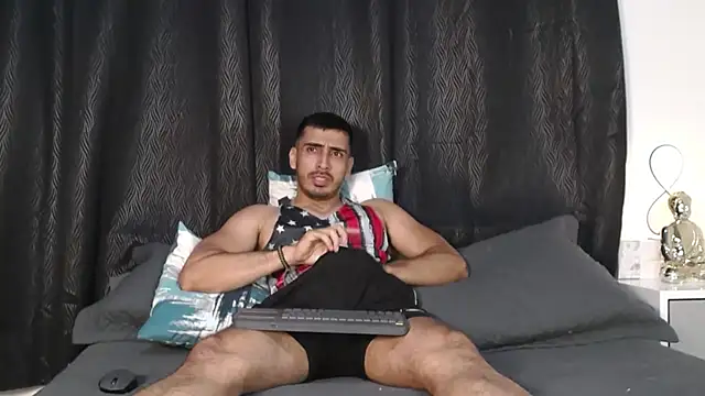 muscle ares online show from September 12, 2025, 11:26 pm