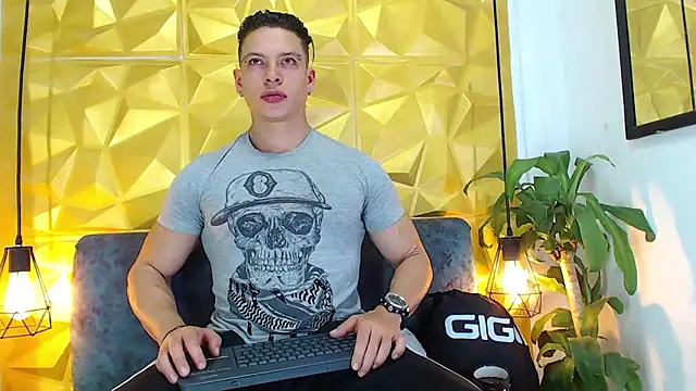 Snapshot of Baxter_Dex chatting on December 12, 2024, 4:37 am Baxter Dex online show from December 12, 2024, 4:37 am