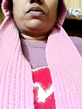 Snapshot of Shoni__ chatting on January 15, 2026, 12:15 am Shoni online show from January 15, 2026, 12:15 am