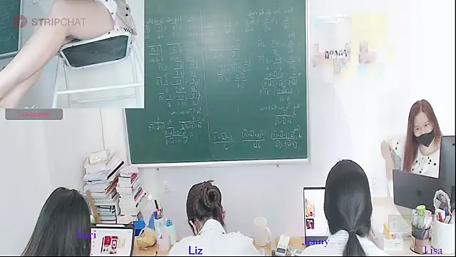 Snapshot of _Math_ chatting on May 22, 2026, 1:57 am Math online show from May 22, 2026, 1:57 am