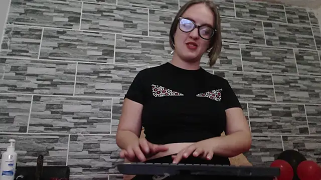 Venus Santana online show from December 5, 2024, 9:39 pm