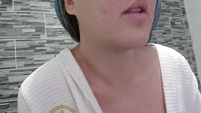 Venus Santana online show from December 19, 2024, 6:45 pm