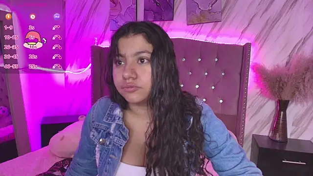 Snapshot of Miaa_Smiith1 chatting on December 7, 2024, 11:29 am Miaa Smiith1 online show from December 7, 2024, 11:29 am