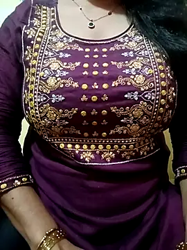 Snapshot of Jaanu_Jaanvi chatting on October 3, 2025, 7:44 pm Jaanu Jaanvi online show from October 3, 2025, 7:44 pm