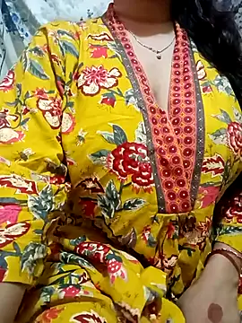 Snapshot of Jaanu_Jaanvi chatting on October 18, 2025, 8:09 pm Jaanu Jaanvi online show from October 18, 2025, 8:09 pm