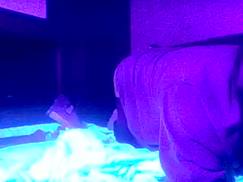 Snapshot of CharlieHammmer chatting on October 28, 2025, 9:46 am CharlieHammmer online show from October 28, 2025, 9:46 am