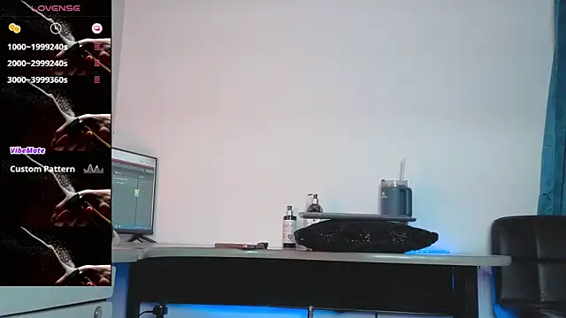 antonela83 online show from March 29, 2026, 2:22 am