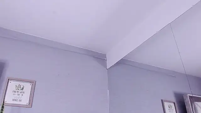 Snapshot of Sara_Greey chatting on March 4, 2025, 3:48 pm Sara Greey online show from March 4, 2025, 3:48 pm