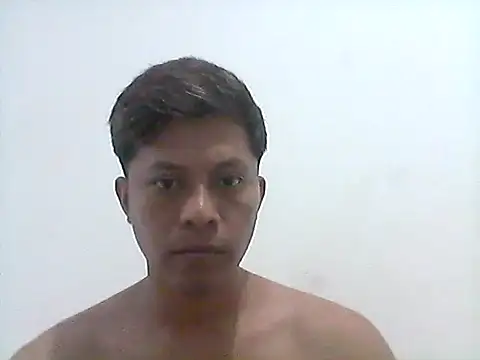 jhonxxx12345 online show from April 16, 2026, 5:25 pm