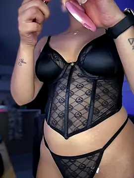 GabriellaFerrer online show from September 30, 2025, 9:03 am