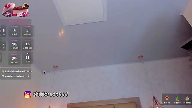 LARSONMIA online show from February 13, 2025, 3:14 pm