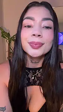 Roxanne 08 online show from March 25, 2026, 9:43 pm