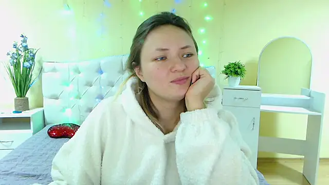 SallyVerda online show from February 6, 2025, 4:21 am