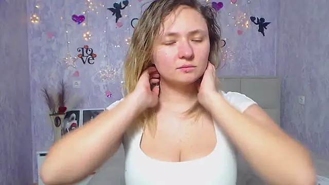 SallyVerda online show from February 22, 2025, 4:18 am