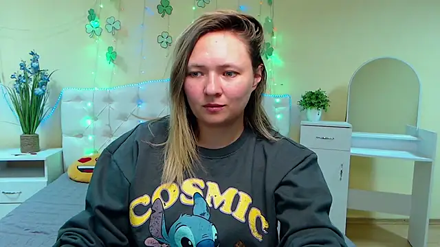 SallyVerda online show from March 21, 2025, 7:13 pm