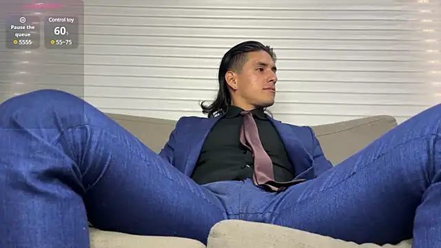 Tom blunt96 online show from January 25, 2025, 2:36 pm