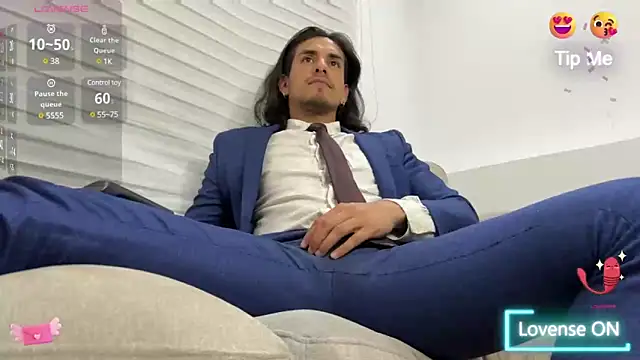 Tom blunt96 online show from February 27, 2025, 5:13 am