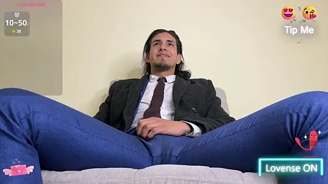 Tom blunt96 online show from March 8, 2025, 11:58 am