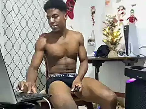 Snapshot of andrews2399 chatting on December 17, 2024, 4:34 am andrews2399 online show from December 17, 2024, 4:34 am